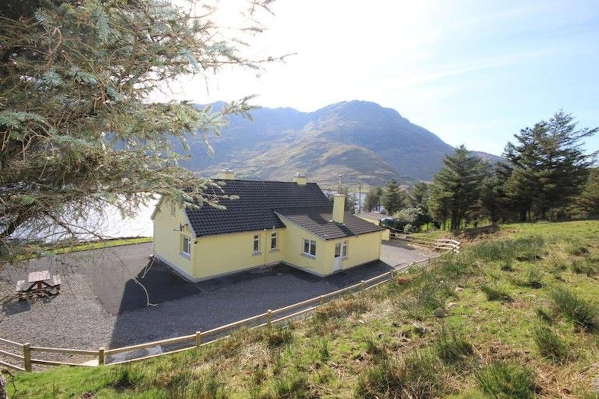 Lough Fee Renvyle Villa Exterior photo