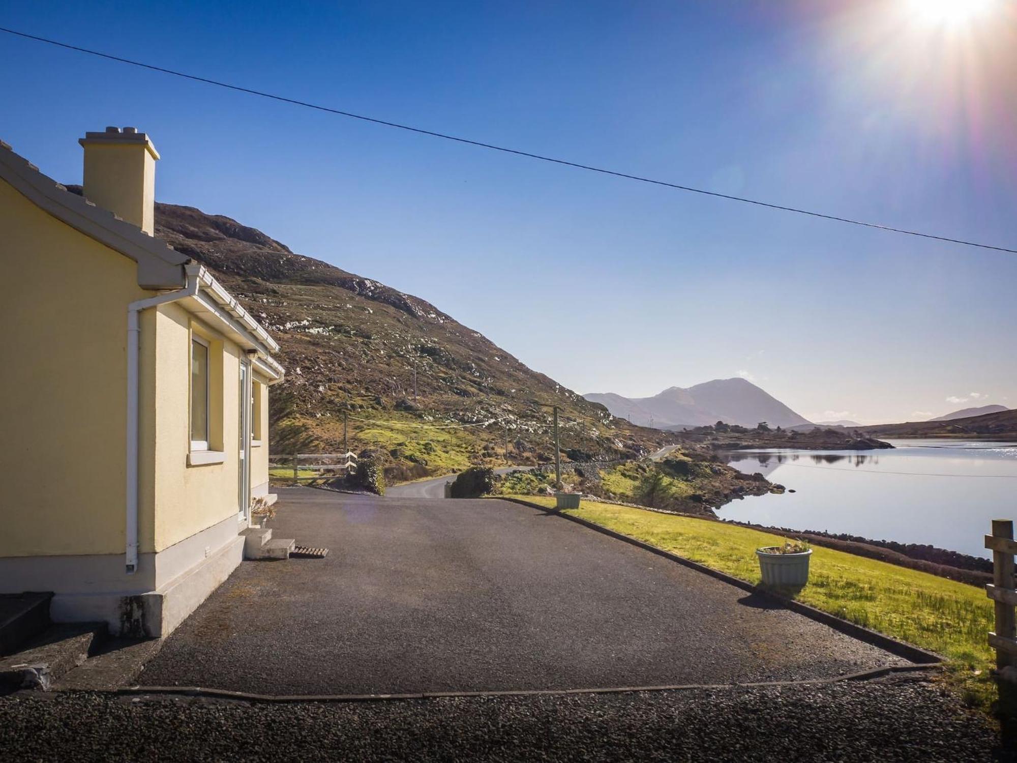 Lough Fee Renvyle Villa Exterior photo